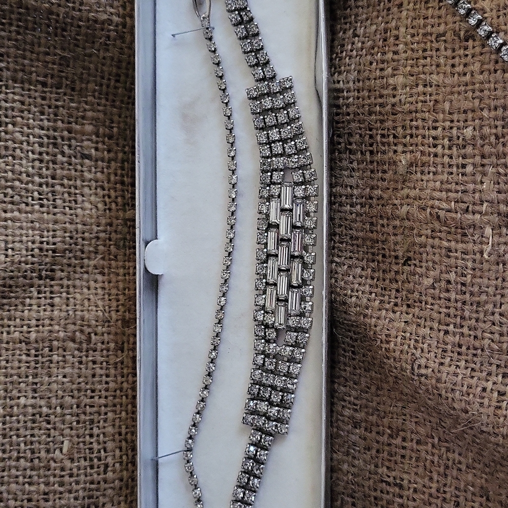 Vintage Rhinestone set - Picture 2 of 5